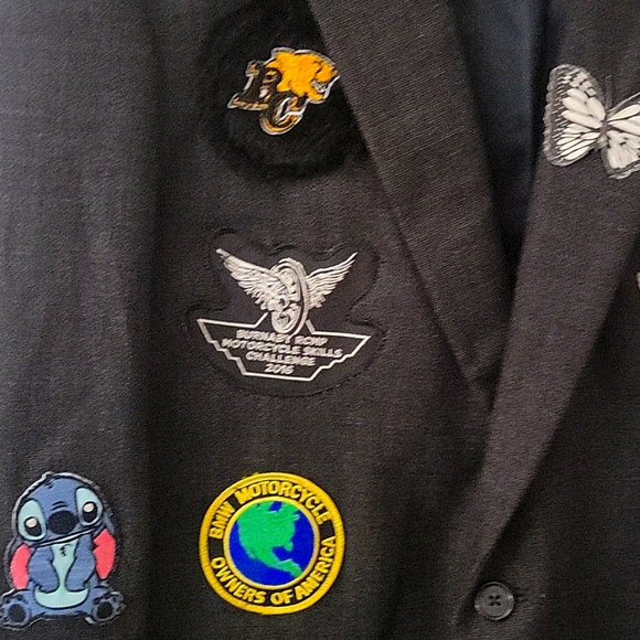 Kenneth cole new york vintage collectable blazer with logos on it looks good 👍 - Picture 4 of 15